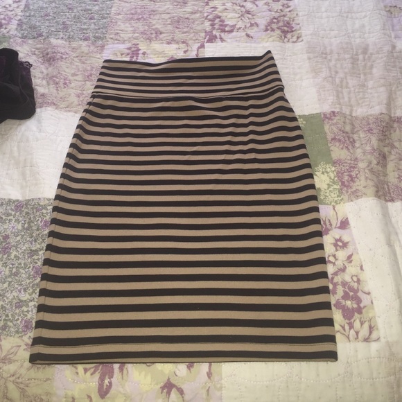 Pencil skirt