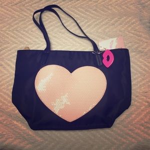 Brand nwt Betsy Johnson bag