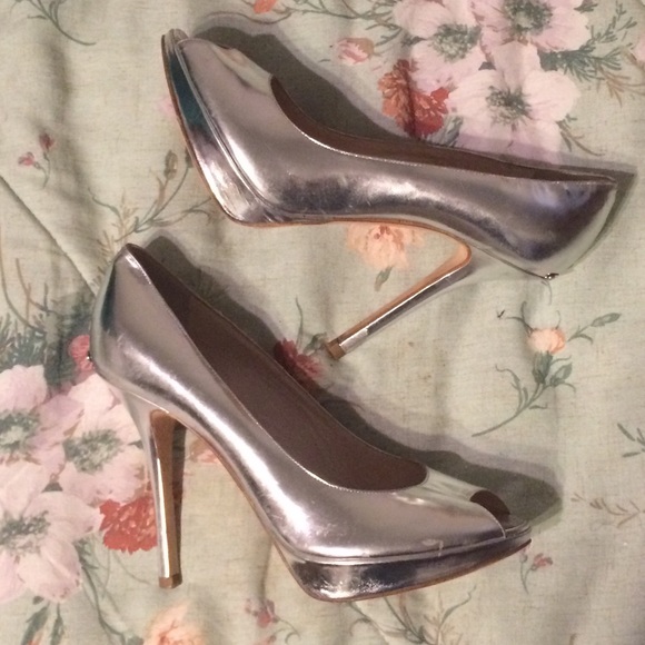 Christian Dior iconic S/S 2005 by John Galliano white peace  Silver Dior Heels