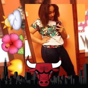 Meet your Posher, Izzy