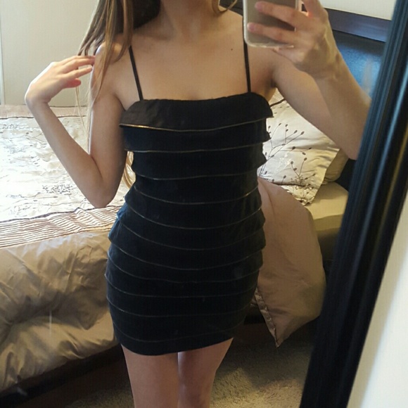 Zipper Detail Black Dress 🌹