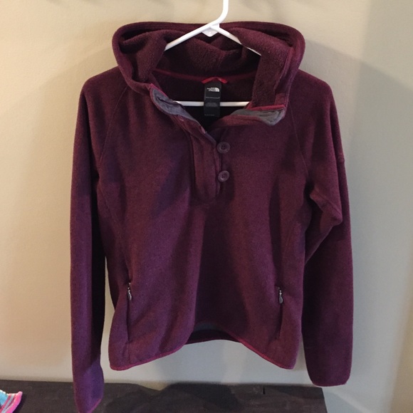 North face 1/4 button sweat shirt