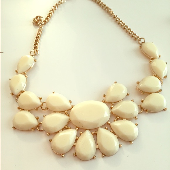 Necklace - Picture 1 of 1