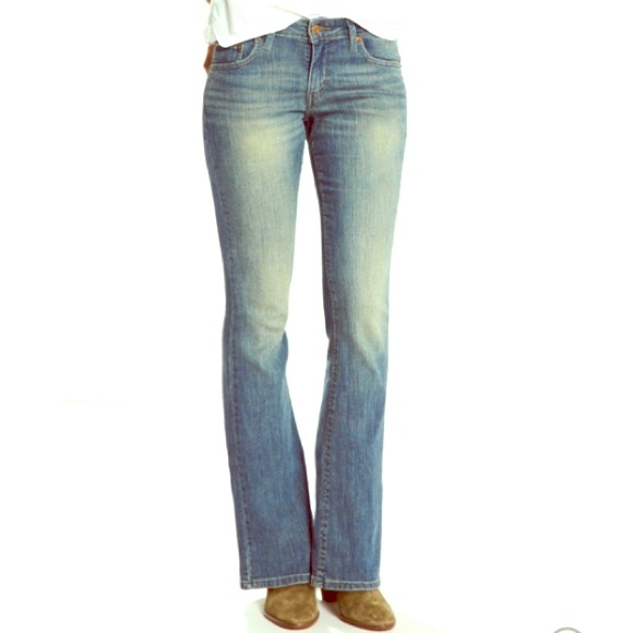 Levi's Bootcut Jeans