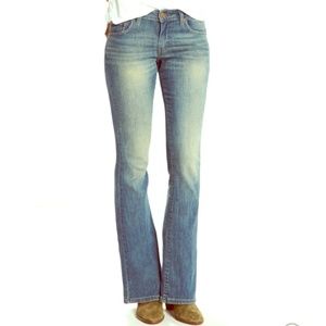 Levi's Bootcut Jeans
