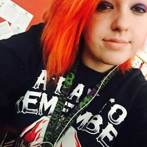 Meet your Posher, Crystal