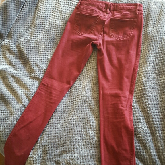 Hollister burgundy skinny jeans
