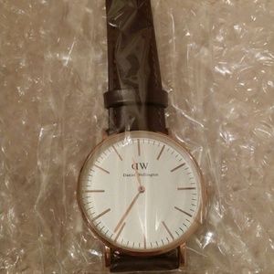 Daniel wellington 40mm watch - BROWN strap #2