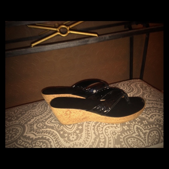 Black wedge sandal