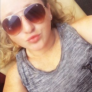 Meet your Posher, Kaylee