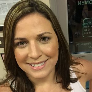 Meet your Posher, Renee