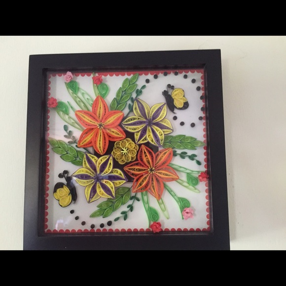 Paper quilling along with frame - Picture 1 of 2