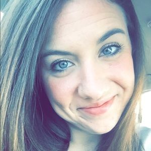 Meet your Posher, Meagan