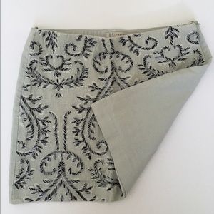 Grey embroidered Zara skirt