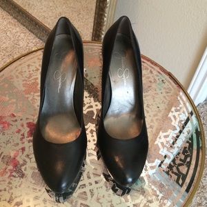 EVERYTHING MUST GO🎁🎉🎀 Jessica Simpson pumps