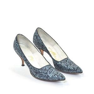 SALE 🐰 Vintage // Mad Men-Inspired Stilettos