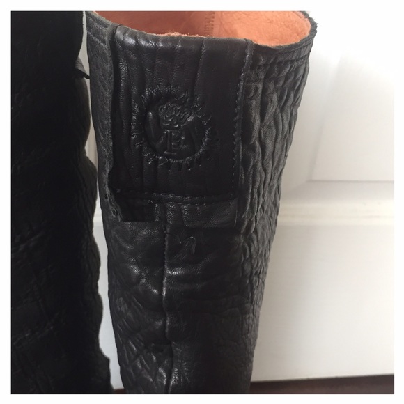 Handmade Textured Genuine Soft Leather Boots - Picture 7 of 7