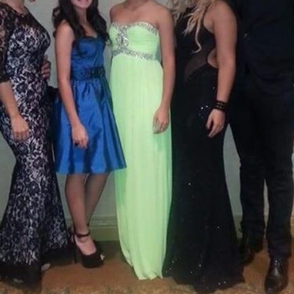 PERFECT FOR PROM!! ๐๐ - Picture 4 of 4