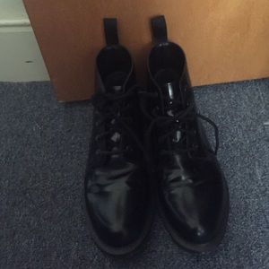 Doc Marten Emmaline Boot