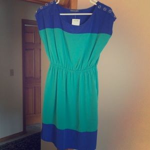 Blue/turquoise short sleeve dress