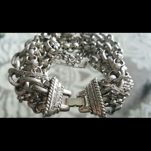 Oscar de la Renta Bracelet