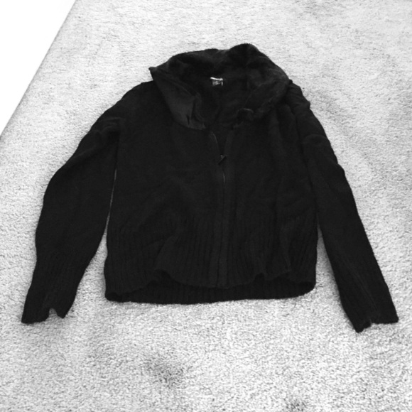 Black Cardigan Size S. Faux fur at top.