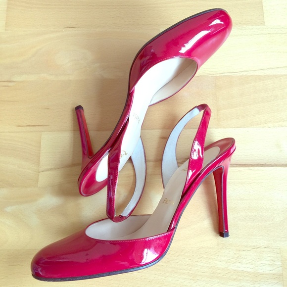 🎉 REDUCED 🎉Christian Louboutin Picador heels