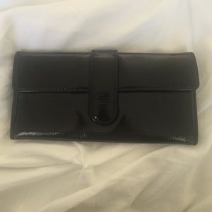 Hobo black patent wallet