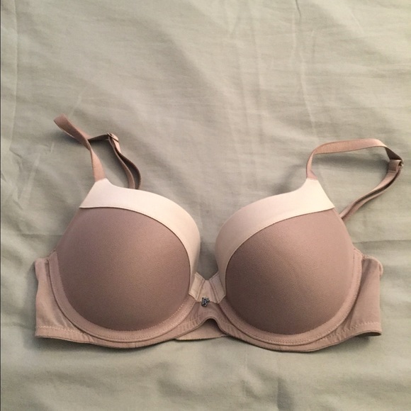 Victoria's Secret Lined Demi Bra 32C