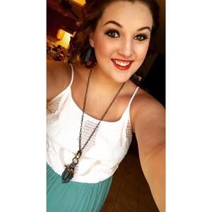 Meet your Posher, Katie