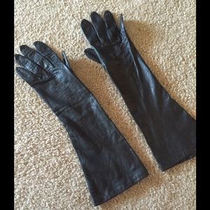 LEATHER GLOVES💯