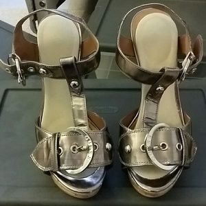 Pewter buckle platform sandals