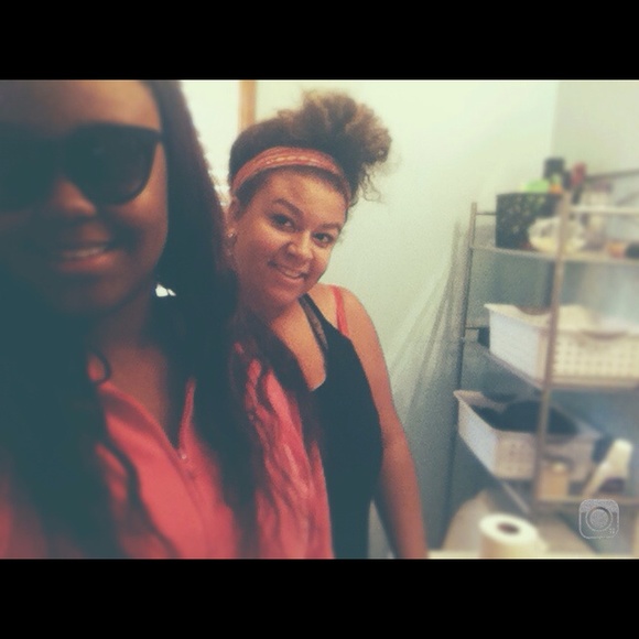 Meet your Posher, Errica - Picture 1 of 1