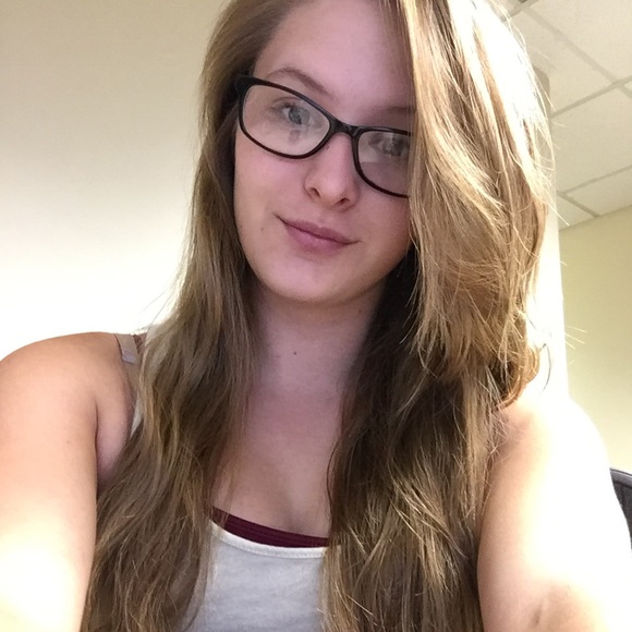 Meet your Posher, Marti - Picture 1 of 1