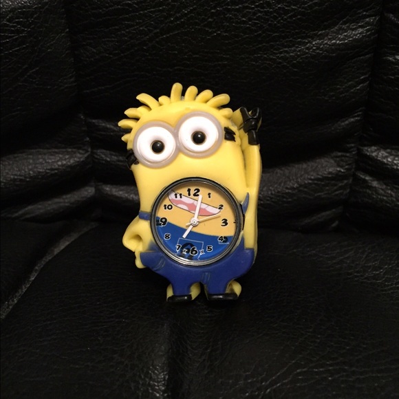 New cute minions watch