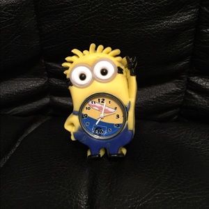 New cute minions watch