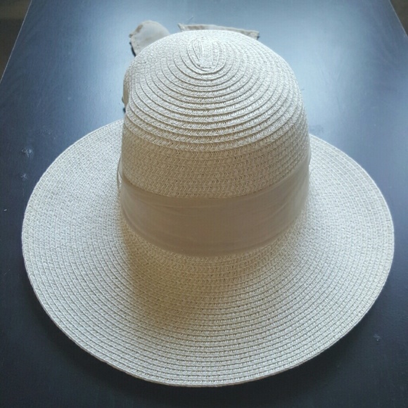 Ladies Fashion Hat