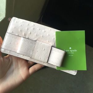 ✨✨✨✨KATE SPADE WALLET OR WRISTLET✨✨✨✨