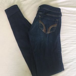 ❌TRADED❌ Hollister dark wash jeggings