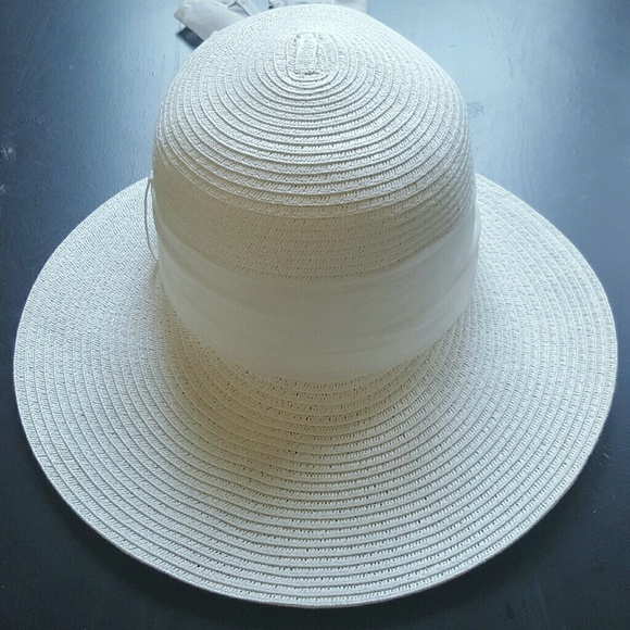 Ladies Fashion Hat