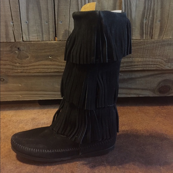 Minnetonka Shoes - Minnetonka 3 layer fringe boots