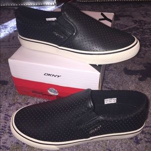 DKNY Beth Shoe - NEVER WORN