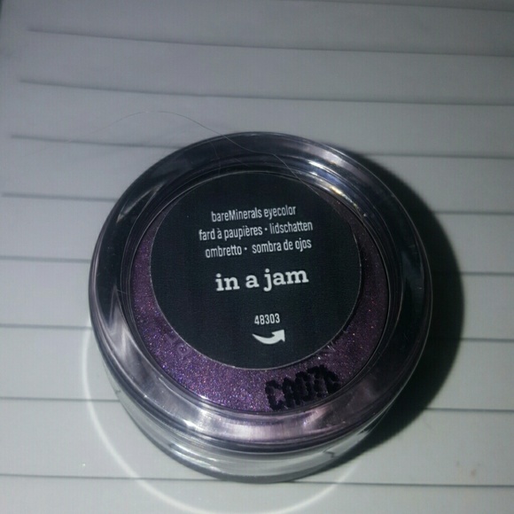 Mineral eyeshadow
