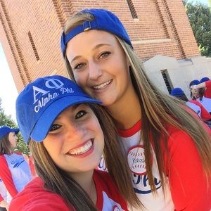 Meet your Posher, Kenzie