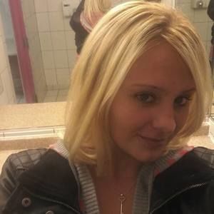 Meet your Posher, Izabela