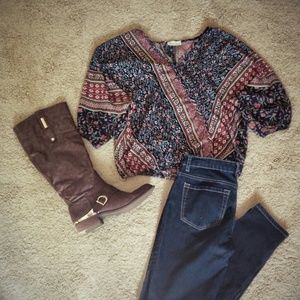 🌻 SOLD🌻 Country chic drape blouse