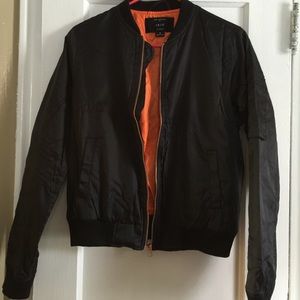 Cute navy blue bomber! perfect for fall weather