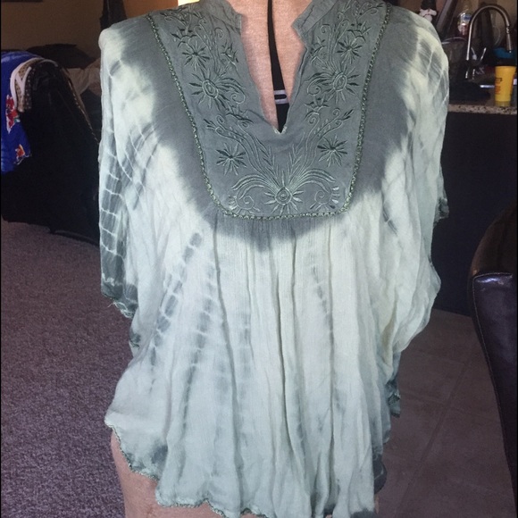 Tye dye with detail shirt