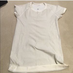 Lululemon top