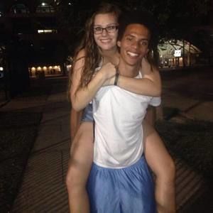 Meet your Posher, Karrie